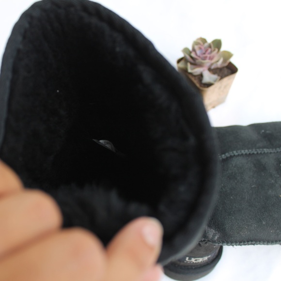 TALL CLASSIC BLACK UGGS - Picture 4 of 5
